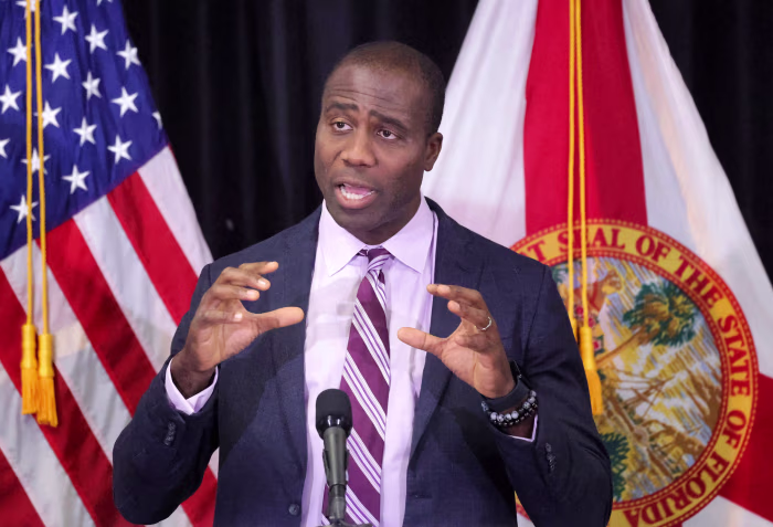 Florida Moves to Eliminate All Vaccine Mandates, Including School Requirements