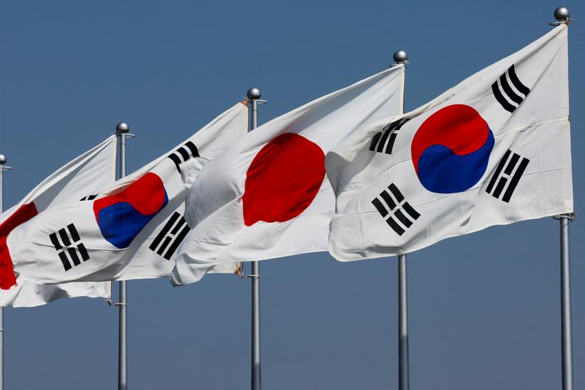 Defense ministers from Japan and South Korea promise to cooperate with the United States to counter N Korea’s threats.