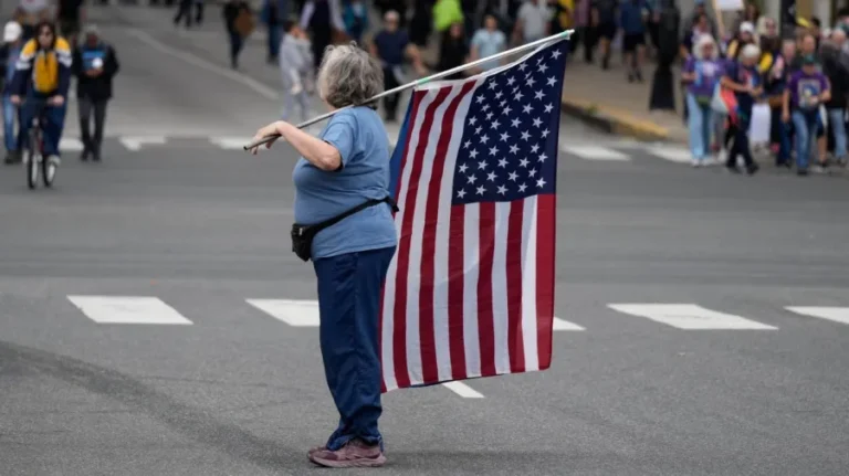 Government Shutdown Enters Second-Longest Stretch as Senate Blocks GOP Funding Bill