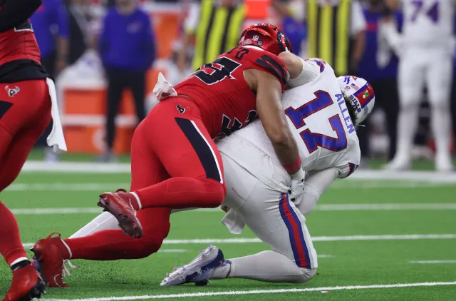 Buffalo Bills discharge WR Elijah Moore