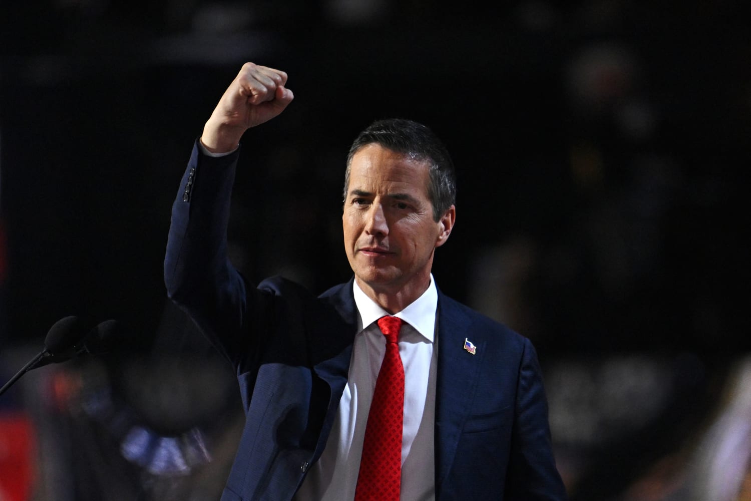 Senator Moreno proposes bill to end dual citizenship