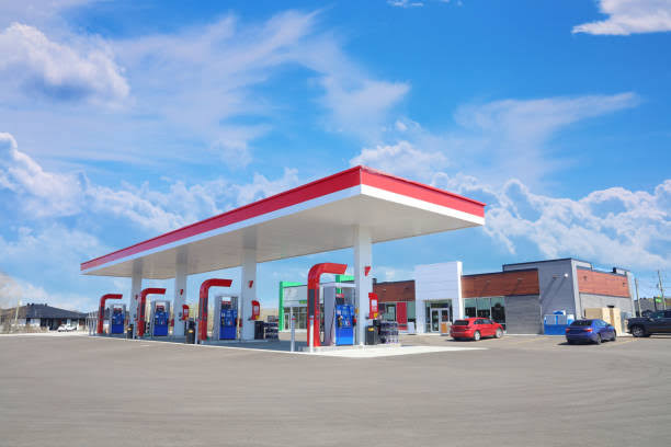 South Africa:Petrol attendant arrested by Hawks for cloning fuel cards