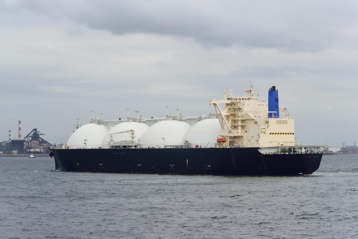 U.S. extends waiver allowing Japan to import LNG from Russia
