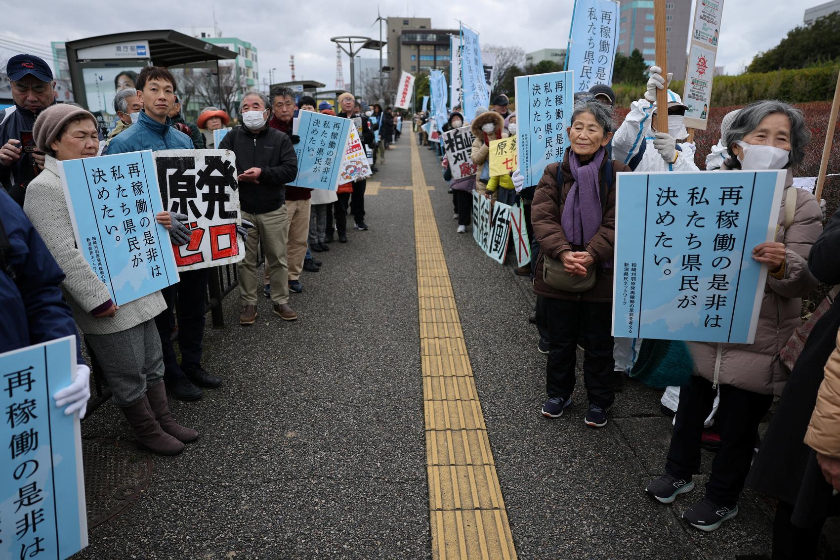 Japan Moves to Restart World’s Largest Nuclear Plant After Niigata Vote