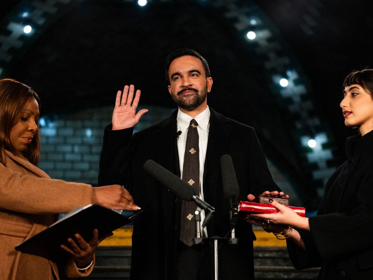 Zohran Mamdani Becomes New York City’s First Muslim Mayor