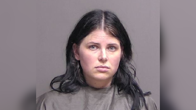 Florida woman who posed as nurse and treated more than 4,400 patients without a license avoids jail time