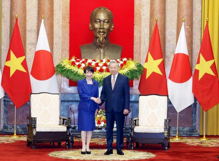 Japan’s Leader Pushes Indo-Pacific Vision in Vietnam, Drawing Fresh Ire from China
