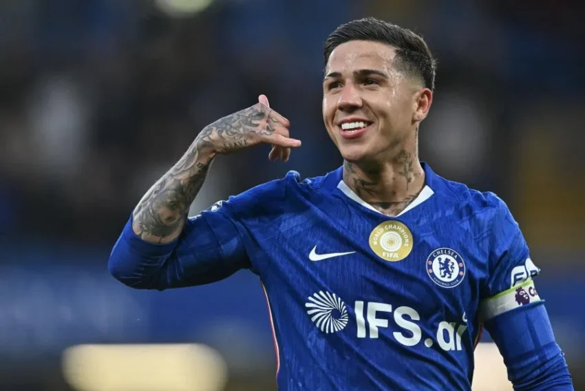 Manchester City agree £125m deal to sign Chelsea midfielder Enzo Fernandez on Deadline Day